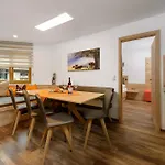 维豪森公寓酒店 公寓 *