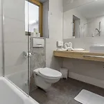 维豪森公寓酒店 * 克雷纳尔